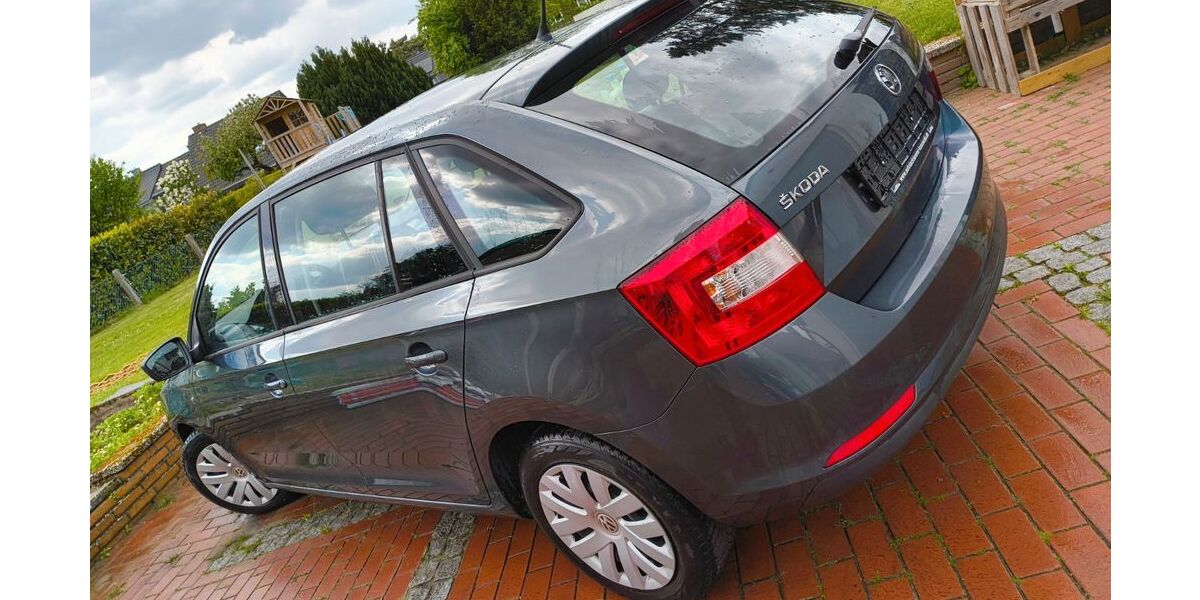 Skoda Rapid 160.019 km 6.200 &euro; Lingen 49808