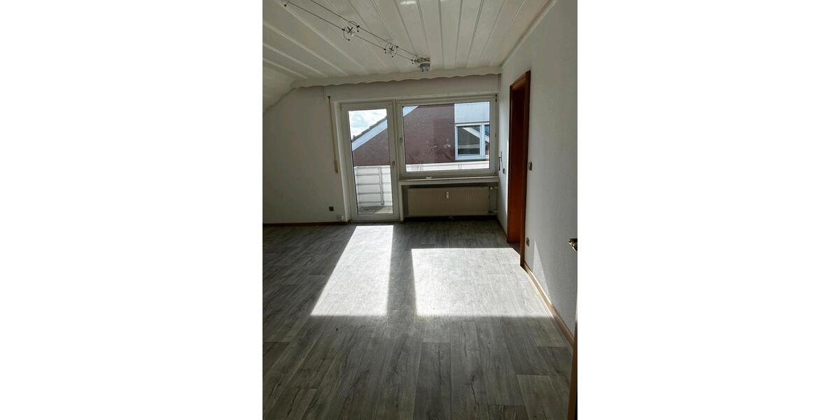 Dachgeschoßwohnung Lengerich - 3 Zimmer, 60 m&sup2;, 730&euro; | Angebot:27589745