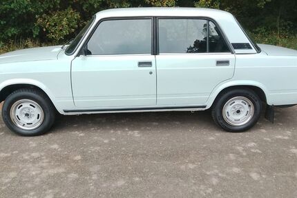 Lada 2107 35.100 km 7.500 &euro; Spelle 48480