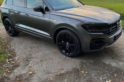 VW Touareg 128.000 km 40.999 &euro; Gronau 48599