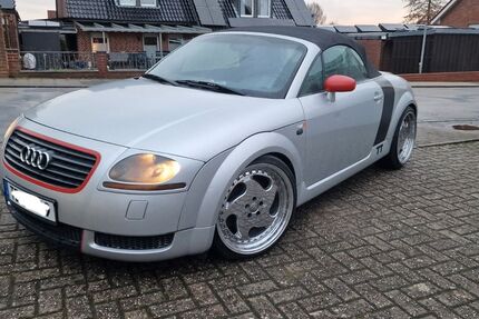 Audi TT 183.000 km 2.249 &euro; Mettingen 49497