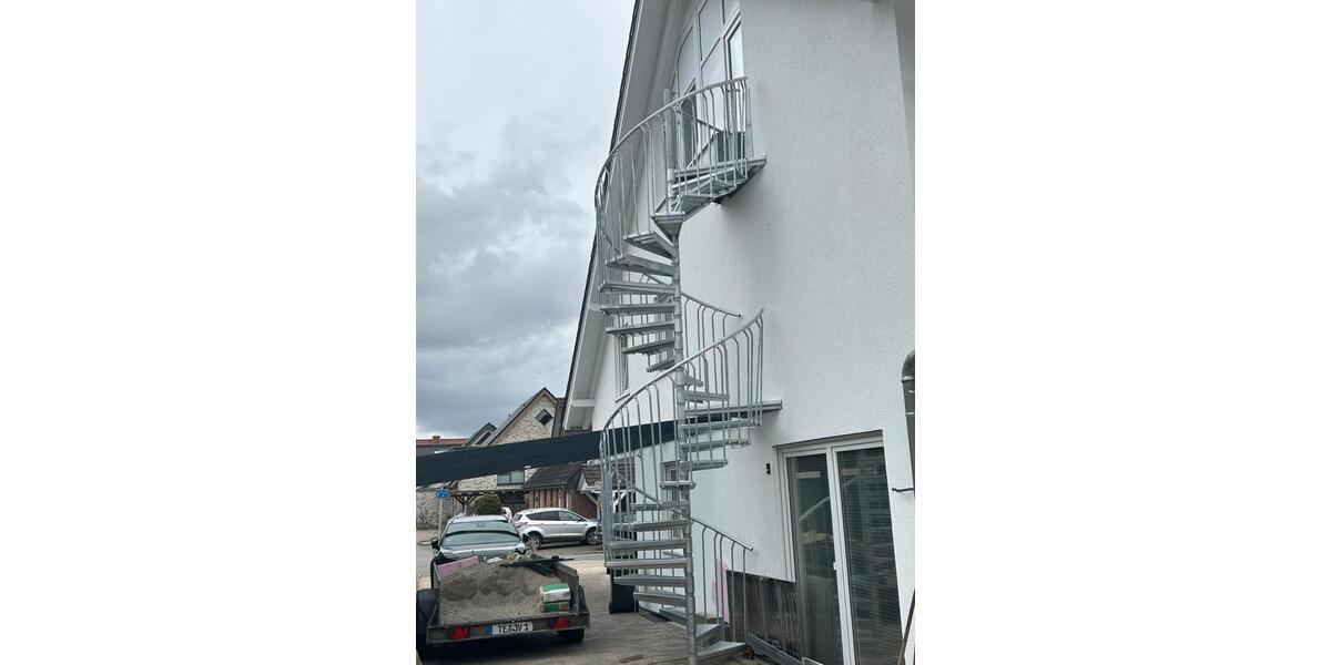 Dachgeschoßwohnung Ibbenbüren - 3 Zimmer, 140 m&sup2;, 1.000&euro; | Angebot:26039332