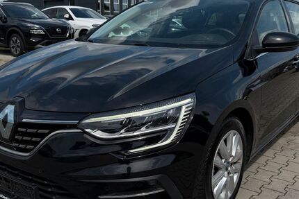 Renault Megane 99.406 km 13.447 &euro; Gronau 48599