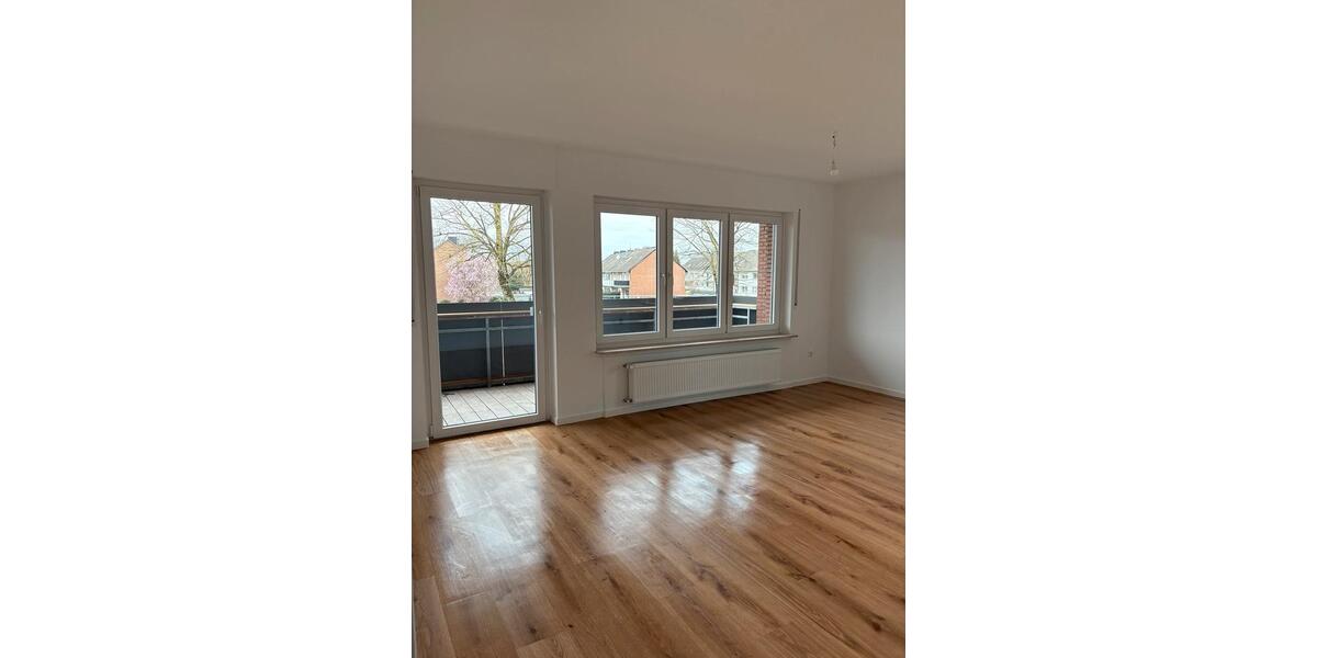 Etagenwohnung Lingen (Ems) Damaschke - 4 Zimmer, 102 m&sup2;, 900&euro; | Angebot:27620386