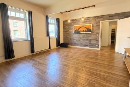 Wohnung Gronau (Westfahlen) - 2 Zimmer, 83 m&sup2;, 700&euro; | Angebot:26003536