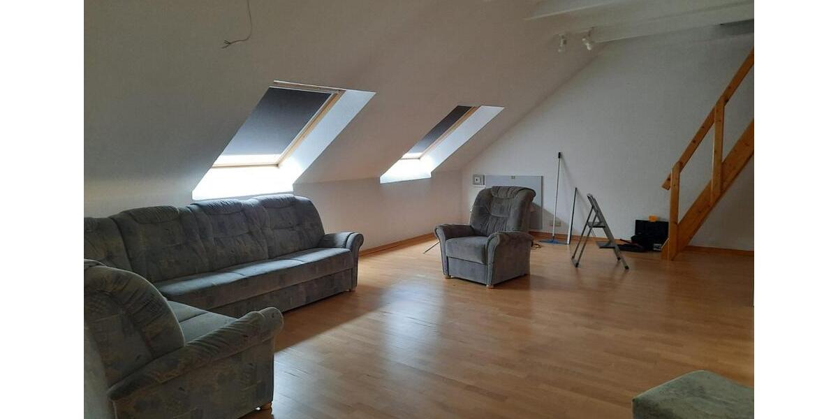 Dachgeschoßwohnung Gronau (Westfahlen) - 2.5 Zimmer, 54 m&sup2;, 440&euro; | Angebot:25157173