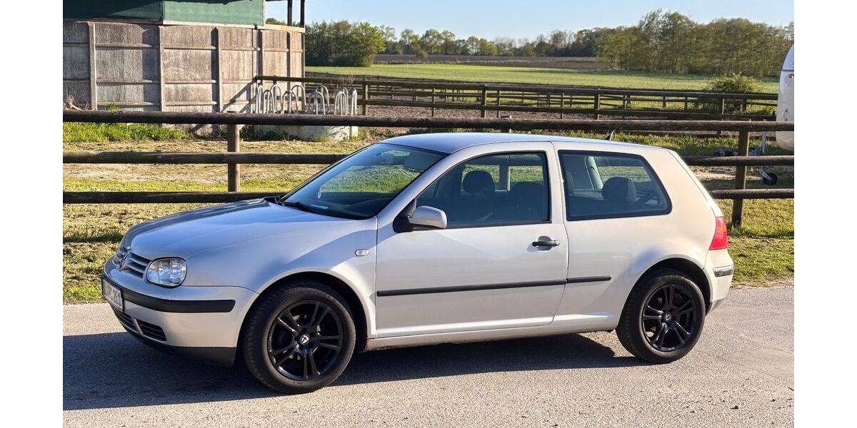 VW Golf 98.000 km 2.990 &euro; Emsbüren 48488
