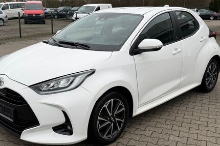 Toyota Yaris 49.000 km 12.995 &euro; Lingen 49808