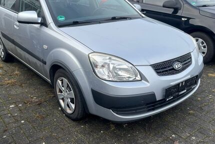 Kia Rio 113.293 km 2.430 &euro; Hörstel 48477