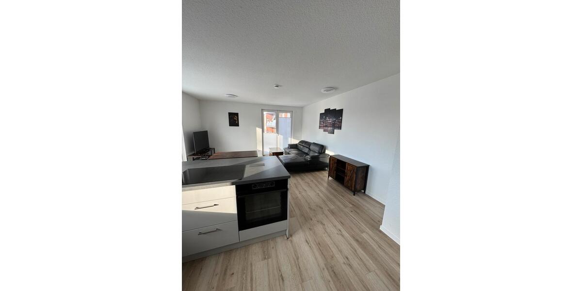 Etagenwohnung Lingen (Ems) Damaschke - 2.5 Zimmer, 82 m&sup2;, 1.450&euro; | Angebot:24845618