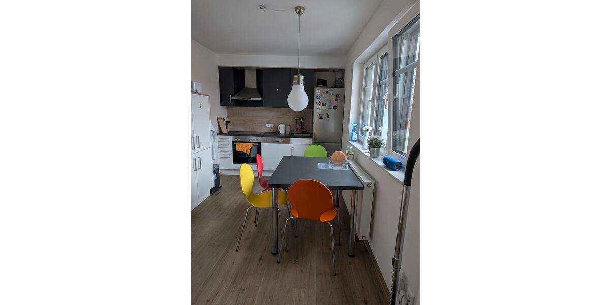 Etagenwohnung Lingen (Ems) Damaschke - 4 Zimmer, 93 m&sup2;, 345&euro; | Angebot:26421259