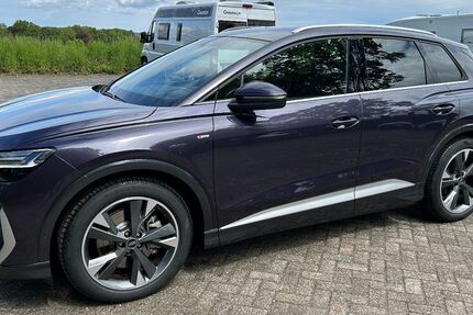 Audi Q4 e-tron 11.000 km 37.900 &euro; Bad Bentheim 48455