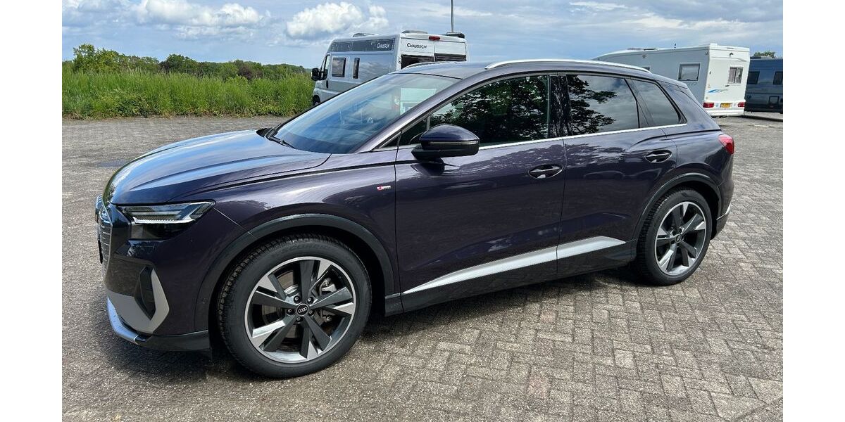Audi Q4 e-tron 11.000 km 37.900 &euro; Bad Bentheim 48455