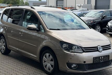 VW Touran 318.361 km 3.250 &euro; Bad Bentheim 48455