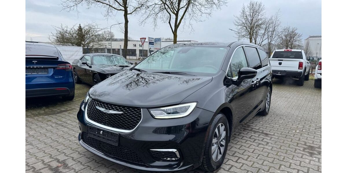 Chrysler Pacifica 73.309 km 32.999 &euro; Schüttorf 48465