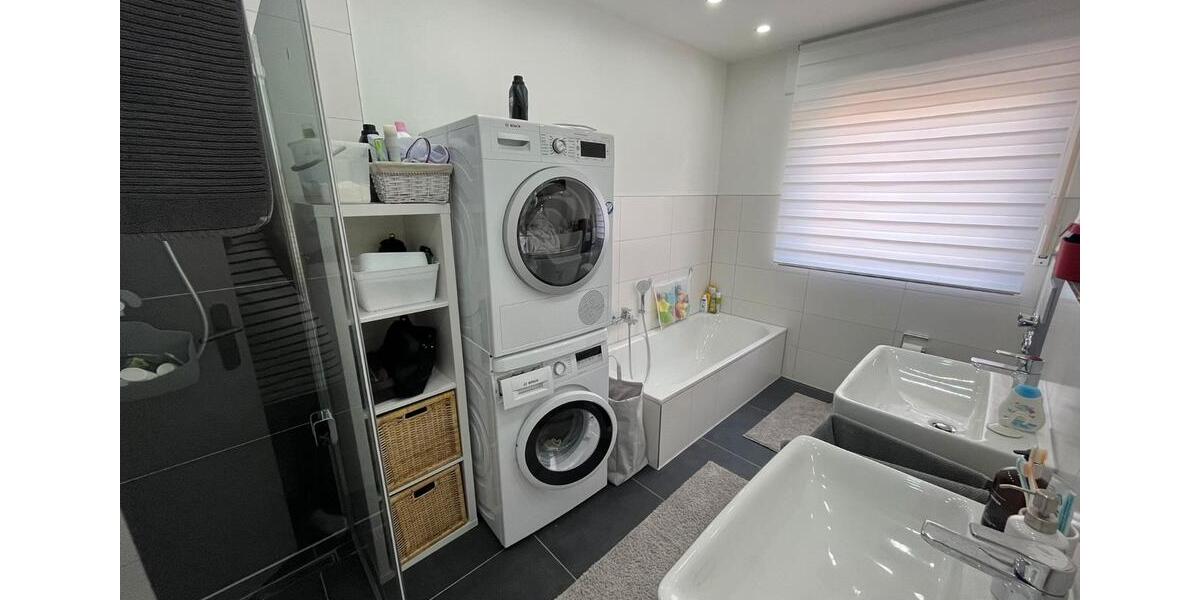 Dachgeschoßwohnung Greven - 4 Zimmer, 110 m&sup2;, 1.090&euro; | Angebot:27597730