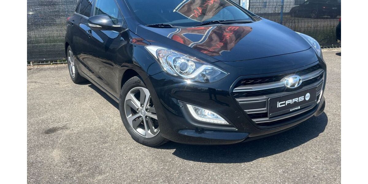Hyundai i30 59.183 km 9.977 &euro; Greven 48268