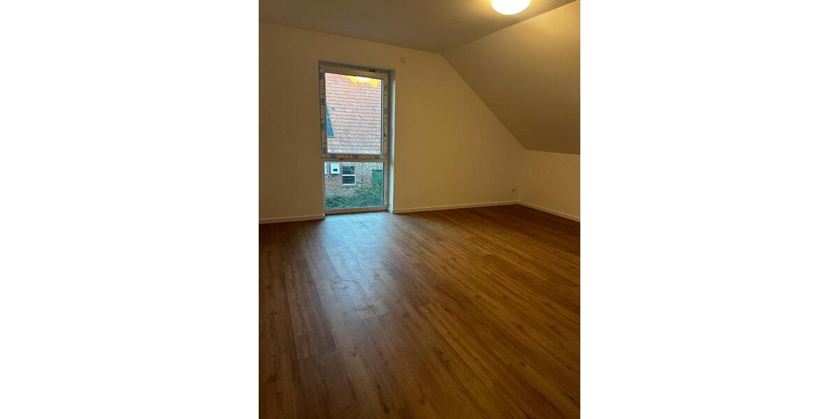 Dachgeschoßwohnung Steinfurt - 5 Zimmer, 150 m&sup2;, 10&euro; | Angebot:26549820