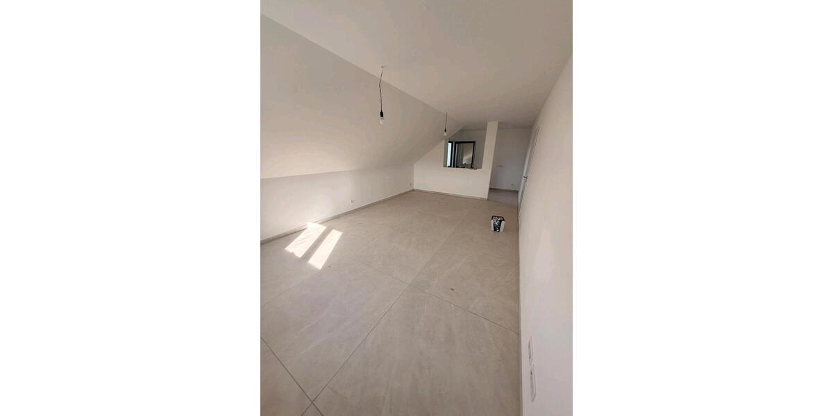 Dachgeschoßwohnung Emsdetten - 3 Zimmer, 88 m&sup2;, 1.300&euro; | Angebot:27596952