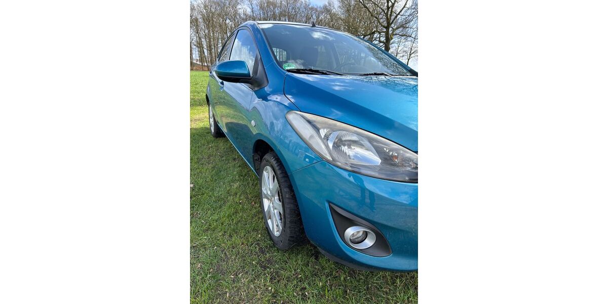 Mazda 2 90.400 km 4.100 &euro; Salzbergen 48499