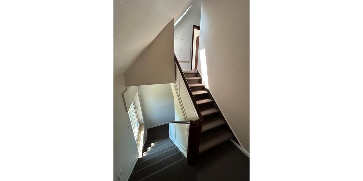 Etagenwohnung Ibbenbüren - 5 Zimmer, 110 m&sup2;, 1.200&euro; | Angebot:27547806