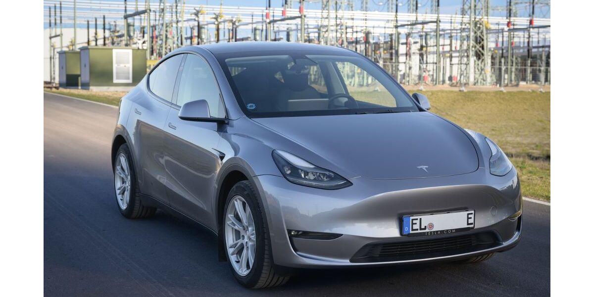 Tesla Model Y 49.000 km 36.500 &euro; Emsbüren 48488
