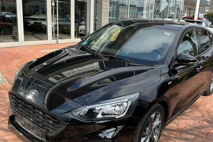 Ford Focus 99.800 km 14.290 &euro; Ibbenbüren 49477