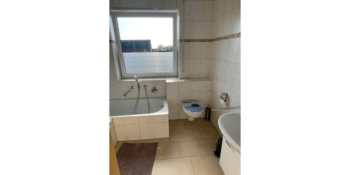 Dachgeschoßwohnung Lingen (Ems) Damaschke - 3 Zimmer, 72 m&sup2;, 695&euro; | Angebot:26018139