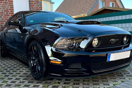 Ford Mustang 68.000 km 22.999 &euro; Laer 48366