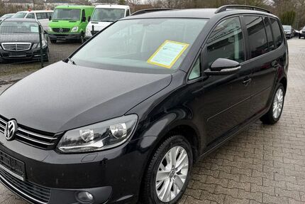 VW Touran 102.000 km 9.995 &euro; Lingen 49808