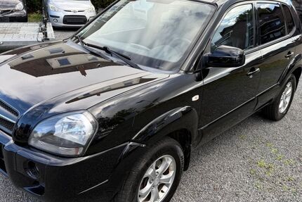 Hyundai TUCSON 114.000 km 5.800 &euro; Rheine 48431