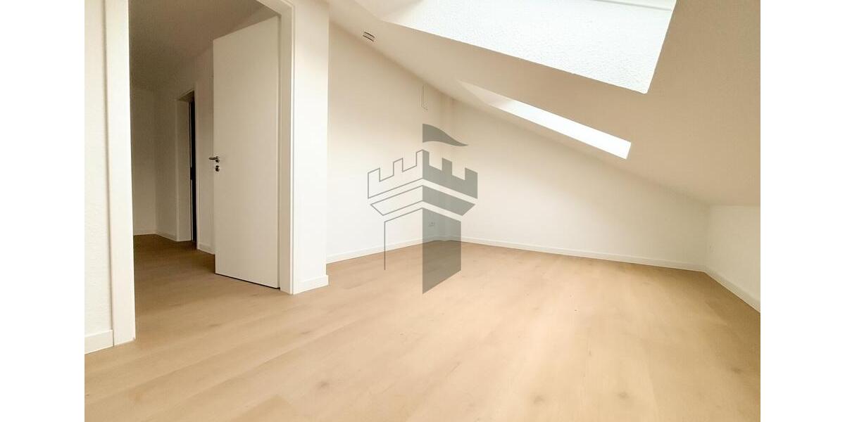 Dachgeschoßwohnung Lingen (Ems) Damaschke - 2.5 Zimmer, 88 m&sup2;, 1.094&euro; | Angebot:26069318
