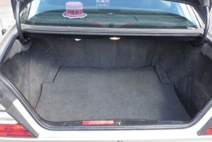 Mercedes-Benz 200 118.000 km 8.600 &euro; Lingen 49808