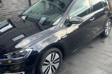 VW Golf 55.000 km 17.990 &euro; Gronau 48599