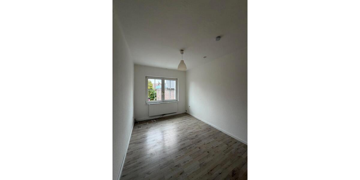 Etagenwohnung Lingen (Ems) Damaschke - 3 Zimmer, 86 m&sup2;, 800&euro; | Angebot:26647066