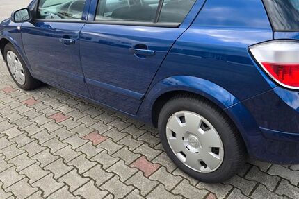 Opel Astra 244.000 km 1.499 &euro; rheine 48432