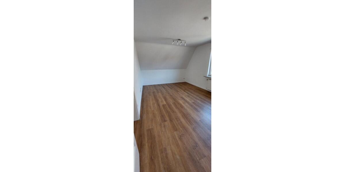 Dachgeschoßwohnung Rheine Altenrheine - 3 Zimmer, 67 m&sup2;, 700&euro; | Angebot:26039361