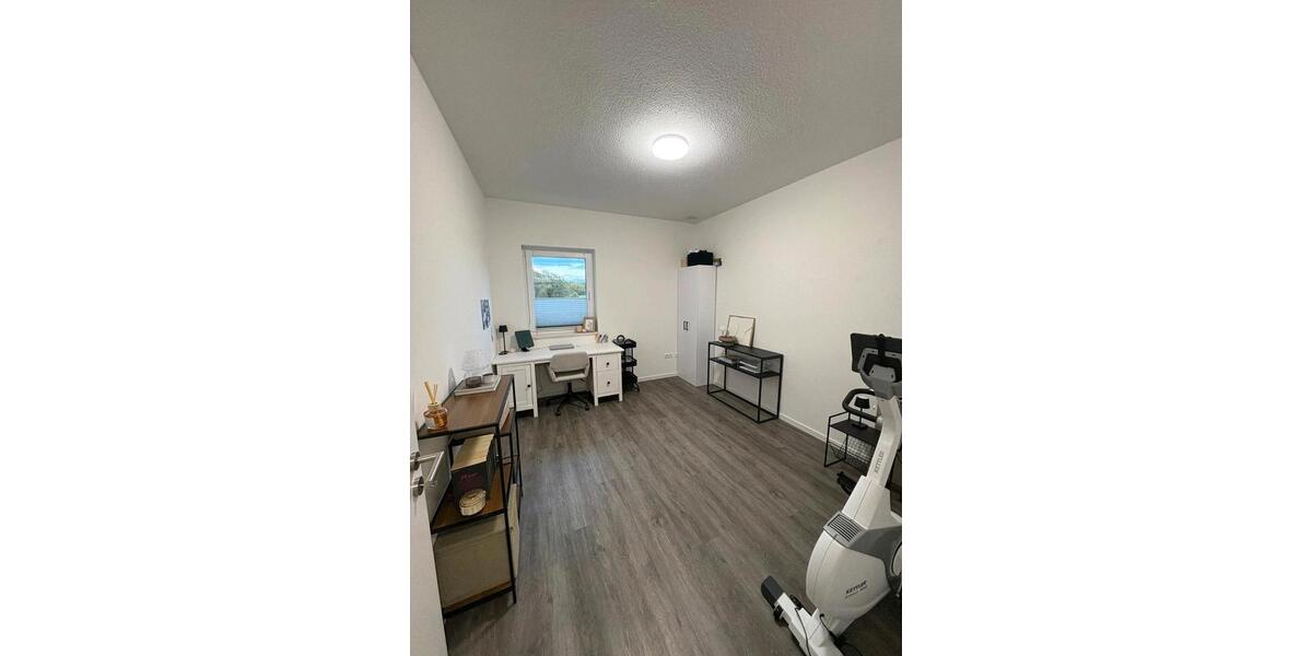 Etagenwohnung Schüttorf - 5 Zimmer, 105 m&sup2;, 1.100&euro; | Angebot:27579641