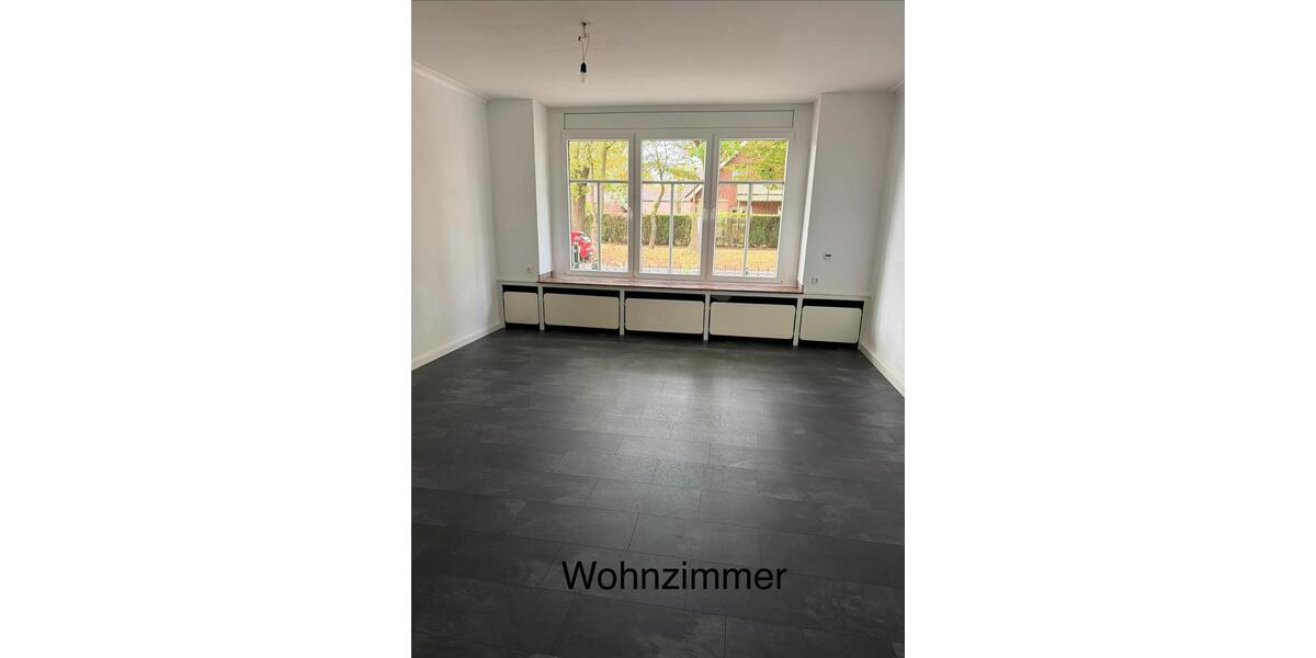 Erdgeschoßwohnung Gronau (Westfahlen) - 4 Zimmer, 150 m&sup2;, 1.190&euro; | Angebot:27626017