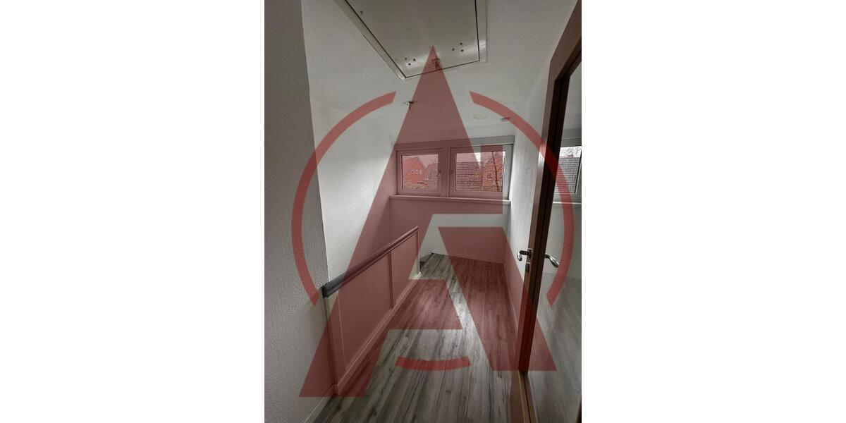 Einfamilienhaus Lingen (Ems) - 6 Zimmer, 140 m&sup2;, 1.150&euro; | Angebot:24845548