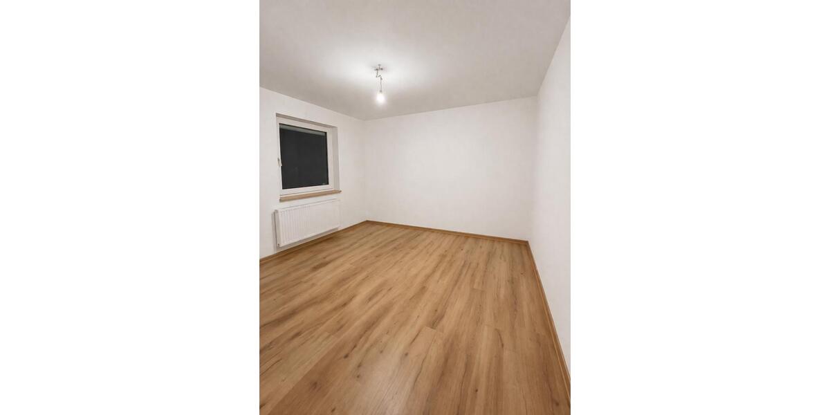 Erdgeschoßwohnung Bad Bentheim - 3 Zimmer, 100 m&sup2;, 1.250&euro; | Angebot:26697600