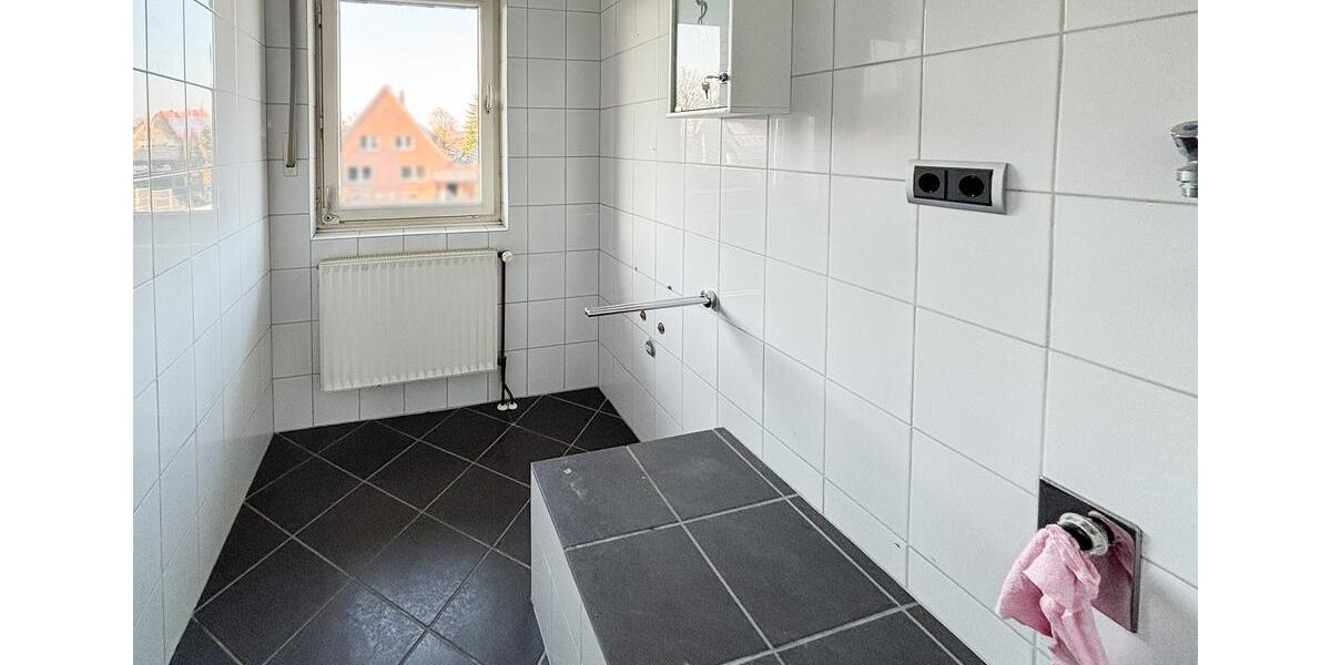 Etagenwohnung Ibbenbüren - 3 Zimmer, 106 m&sup2;, 880&euro; | Angebot:25378985