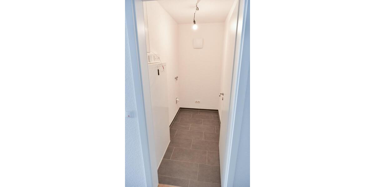 Etagenwohnung Lingen (Ems) - 2 Zimmer, 62 m&sup2;, 710&euro; | Angebot:25366652