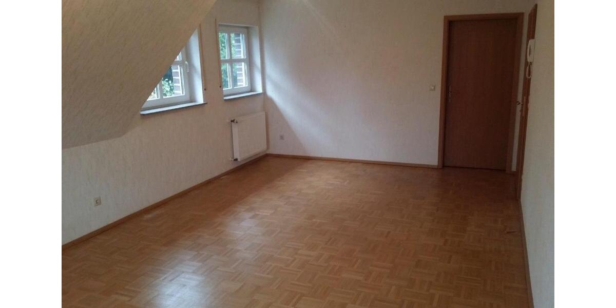 Dachgeschoßwohnung Gronau (Westfahlen) - 2 Zimmer, 70 m&sup2;, 630&euro; | Angebot:24817282