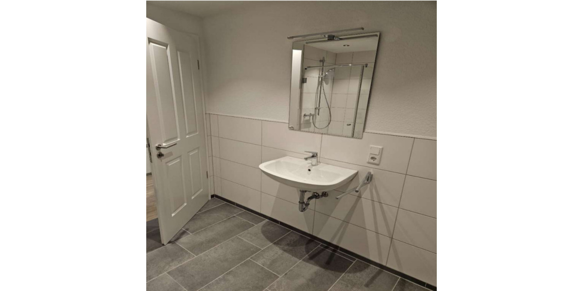 Etagenwohnung Lingen (Ems) - 2.5 Zimmer, 53 m&sup2;, 880&euro; | Angebot:25198640