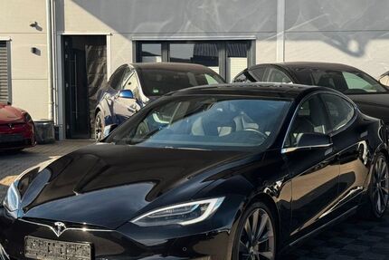 Tesla Model S 129.888 km 36.750 &euro; Emsbüren 48488