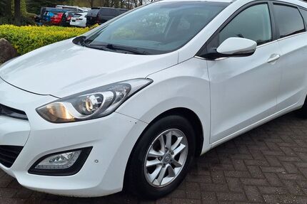 Hyundai i30 530.000 km 2.350 &euro; Bad bentheim 48455