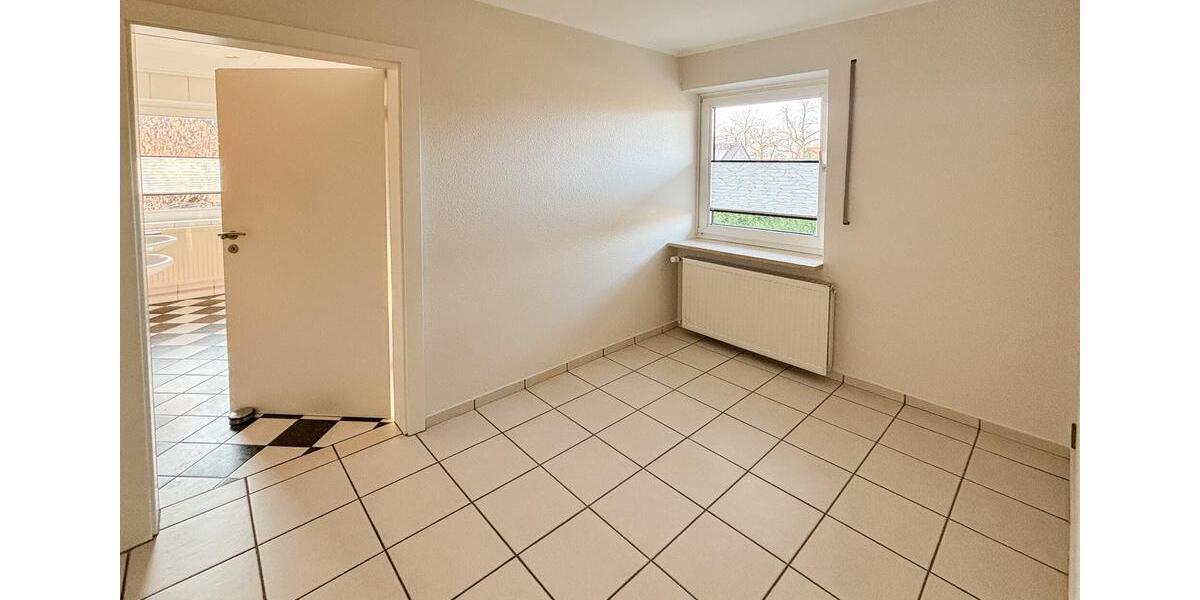 Etagenwohnung Ibbenbüren - 3 Zimmer, 106 m&sup2;, 880&euro; | Angebot:25378985