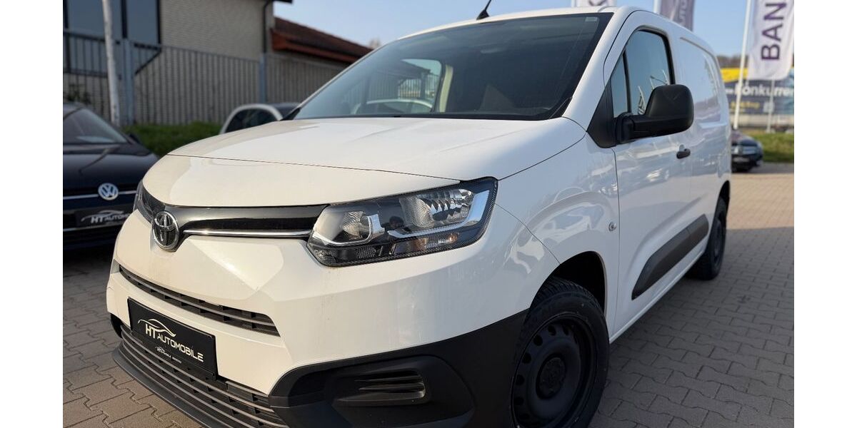 Toyota Proace (Verso) 141.000 km 8.499 &euro; Ibbenbüren 49477
