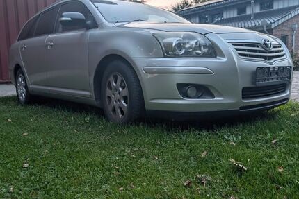 Toyota Avensis 245.000 km 2.100 &euro; Ochtrup 48607